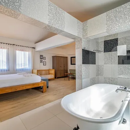 Massi Apart-hotel *